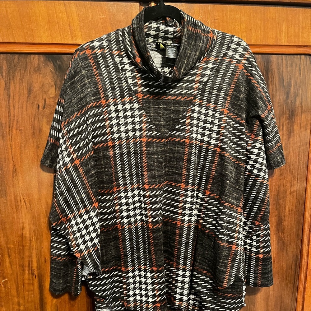 PURE Essence Top and Matching Cape